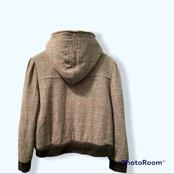 Faux sherpa lined bomber jacket. - Picture 2 of 4